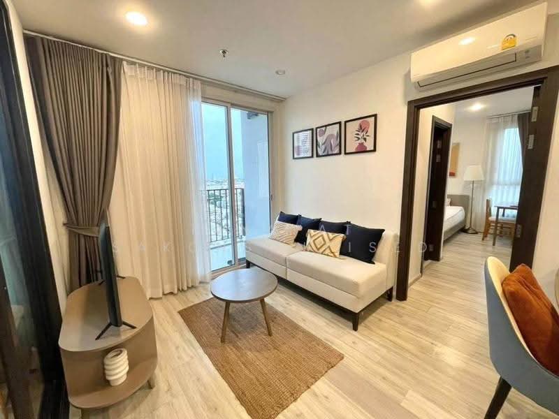 XT Huaikhwang, Bangkok, 244 Ratchadaphisek Road, Huai Khwang, Bangkok, 2 Bedrooms, 59 sqm, Condo For Rent, by Tanapat Sakonsontised, 500578485 - DDproperty.com