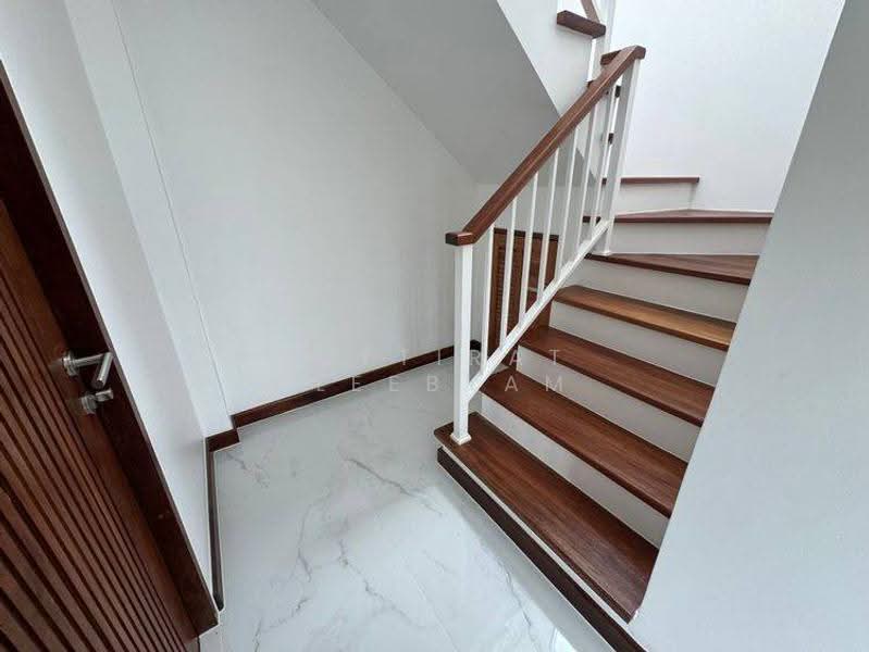 4-BR House, Phuket, Ratsada, Muang Phuket, Phuket, 4 Bedrooms, 240 sqm, Single Detached House For Sale, by Puttirat Kleebyam, 500578583 - DDproperty.com