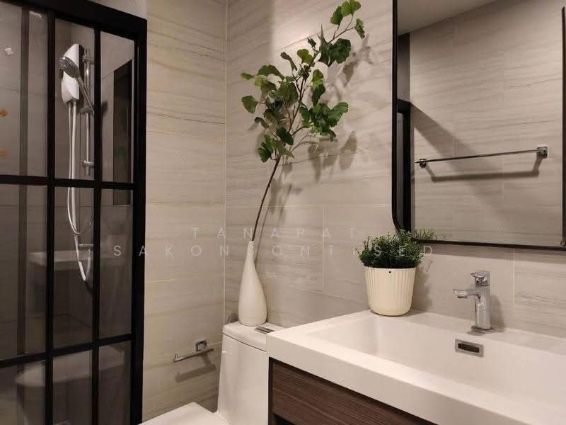 Metris Ladprao, Bangkok, Lat Phrao Road, Jom Phon, Chatuchak, Bangkok, 2 Bedrooms, 48 sqm, Condo For Rent, by Tanapat Sakonsontised, 500578608 - DDproperty.com