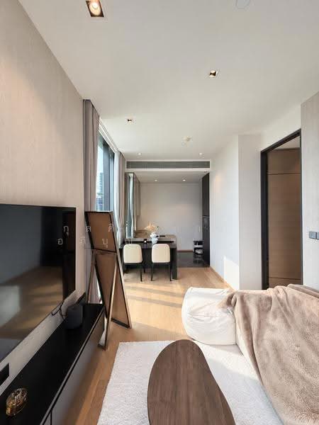 28 Chidlom, Bangkok, 28 Chit Lom Alley, Lumphini, Pathum Wan, Bangkok, 1 Bedroom, 50 sqm, Condo For Rent, by กุลศิตากานต์ อภิบุญวรเศรษฐ์, 500578676 - DDproperty.com