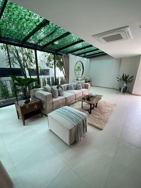 3-BR House, Bangkok, Lam Pla Tiew, Lat Krabang, Bangkok, 3 Bedrooms, 300 sqm, Single Detached House For Rent, by Tanapat Sakonsontised, 500578680 - DDproperty.com