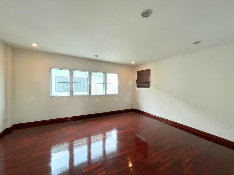 Suparom, Nonthaburi, Bang Phut, Pak Kret, Nonthaburi, 3 Bedrooms, 280 sqm, Townhouse For Sale, by Punpapa Rassamee, 500578688 - DDproperty.com