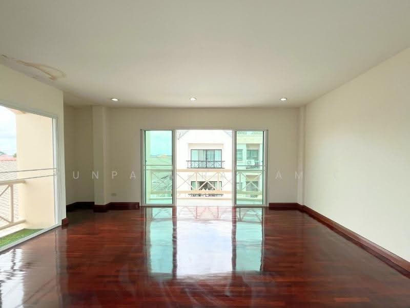 Suparom, Nonthaburi, Bang Phut, Pak Kret, Nonthaburi, 3 Bedrooms, 280 sqm, Townhouse For Sale, by Punpapa Rassamee, 500578688 - DDproperty.com