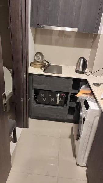 XT Huaikhwang, Bangkok, 244 Ratchadaphisek Road, Huai Khwang, Bangkok, 1 Bedroom, 35 sqm, Condo For Rent, by Tanapat Sakonsontised, 500578713 - DDproperty.com