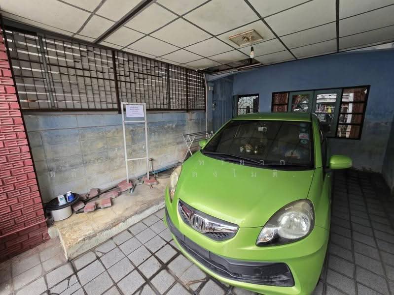 Baan Rin Thong Lamlukka, Pathum Thani, Khu Khot, Lam Luk Ka, Pathum Thani, 2 Bedrooms, 110 sqm, Townhouse For Sale, by ทรัพย์ฯหายาก หลังบ้านโล่งไม่ติดหลังอื่น!! ขายทาวน์เฮ้าส์ 19 ตร.วา บ้านรินทร์ทอง ลำลูกกา ใกล้ BTS คูค, 500578767 - DDproperty.com