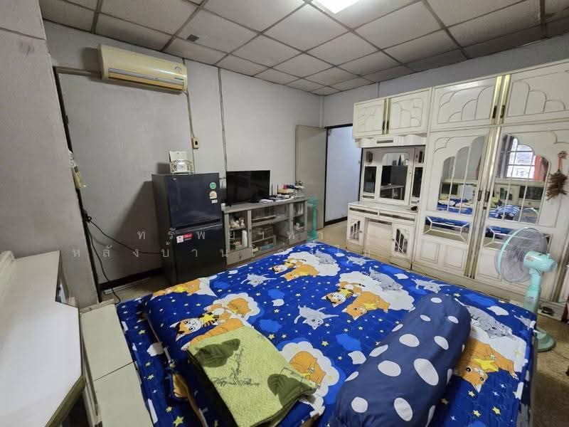 Baan Rin Thong Lamlukka, Pathum Thani, Khu Khot, Lam Luk Ka, Pathum Thani, 2 Bedrooms, 110 sqm, Townhouse For Sale, by ทรัพย์ฯหายาก หลังบ้านโล่งไม่ติดหลังอื่น!! ขายทาวน์เฮ้าส์ 19 ตร.วา บ้านรินทร์ทอง ลำลูกกา ใกล้ BTS คูค, 500578767 - DDproperty.com