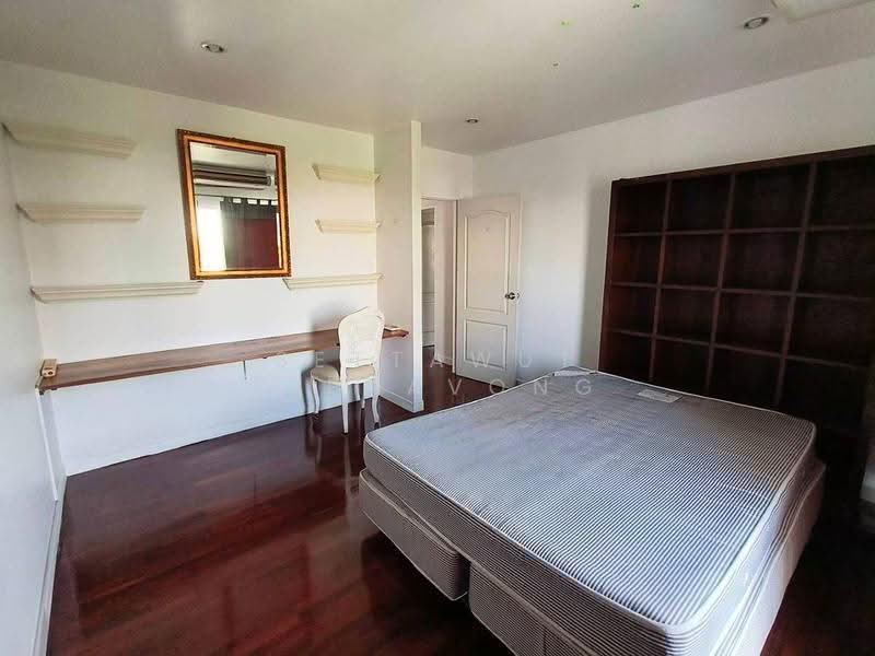 Paholyothin Park condominium, Bangkok, Phaholyothin, Samsen Nai, Phaya Thai, Bangkok, 2 Bedrooms, 95 sqm, Condo For Sale, by Settawut Leenavong, 500578776 - DDproperty.com