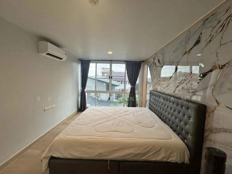 D65 Condominium, Bangkok, 396 Soi Sukhumvit 65 Sukhumvit Road, Phra Kanong Nua, Watthana, Bangkok, 1 Bedroom, 52 sqm, Condo For Sale, by Rasita Maneelam, 500578795 - DDproperty.com