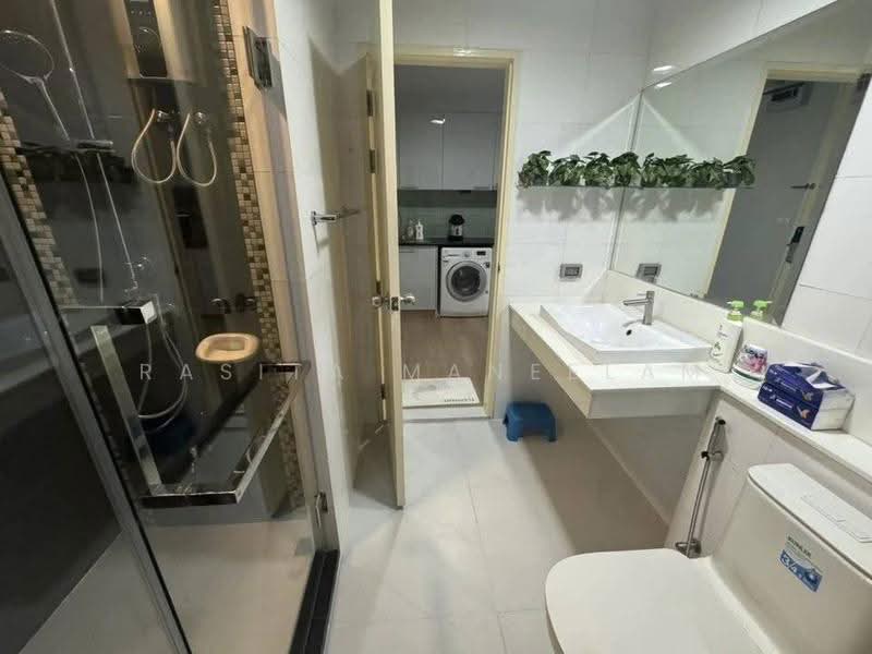 D65 Condominium, Bangkok, 396 Soi Sukhumvit 65 Sukhumvit Road, Phra Kanong Nua, Watthana, Bangkok, 1 Bedroom, 52 sqm, Condo For Sale, by Rasita Maneelam, 500578795 - DDproperty.com