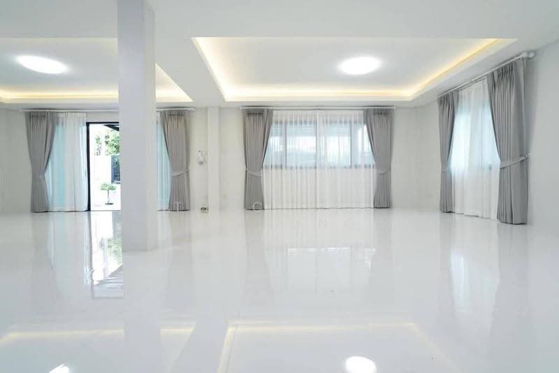 undefined, Bangkok, Prawet, Bangkok, 5 Bedrooms, 250 sqm, Single Detached House For Sale, by Thachaya Buanong, 500578873 - DDproperty.com