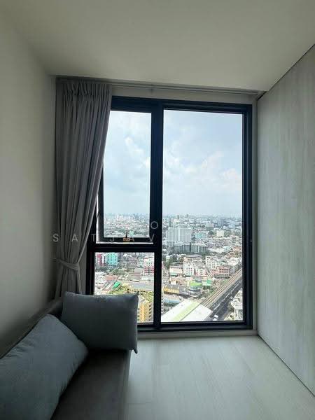 Mazarine Ratchayothin, Bangkok, Soi Phahonyothin 30, Phahonyothin Road, Chan Kasem, Chatuchak, Bangkok, 1 Bedroom, 42 sqm, Condo For Rent, by Nop Satjavitvisarn, 500578878 - DDproperty.com
