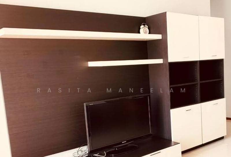 Villa Sathorn, Bangkok, 5 KrungThonBuri Road, Khlong Ton Sai, Khlong San, Bangkok, Studio, 56 sqm, Condo For Rent, by Rasita Maneelam, 500578993 - DDproperty.com