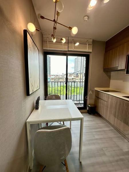 The Parkland Charan-Pinklao, Bangkok, 42 Charasanitwong, Bang Phlat, Bangkok, 1 Bedroom, 35 sqm, Condo For Sale, by Thachaya Buanong, 500578999 - DDproperty.com