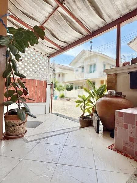 Baan Fah Piyarom Pruekwana, Pathum Thani, Bung Kham Proi, Lam Luk Ka, Pathum Thani, 4 Bedrooms, 150 sqm, Semi-Detached House (Twin House) For Sale, by The Best Property โต้ง, 500579008 - DDproperty.com