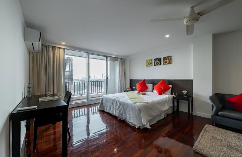 Sathorn Gallery Residences, Bangkok, 70 Pan Road, Silom, Bang Rak, Bangkok, 3 Bedrooms, 230 sqm, Condo For Rent, by Prapaporn Boonkajonkul, 500579013 - DDproperty.com