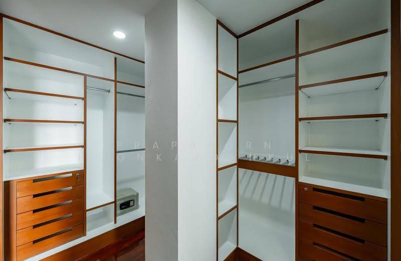 Sathorn Gallery Residences, Bangkok, 70 Pan Road, Silom, Bang Rak, Bangkok, 3 Bedrooms, 230 sqm, Condo For Rent, by Prapaporn Boonkajonkul, 500579013 - DDproperty.com