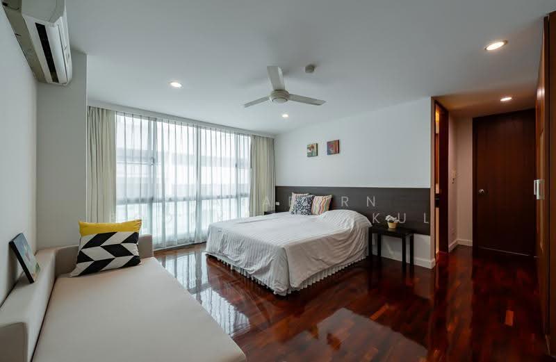 Sathorn Gallery Residences, Bangkok, 70 Pan Road, Silom, Bang Rak, Bangkok, 3 Bedrooms, 230 sqm, Condo For Rent, by Prapaporn Boonkajonkul, 500579013 - DDproperty.com