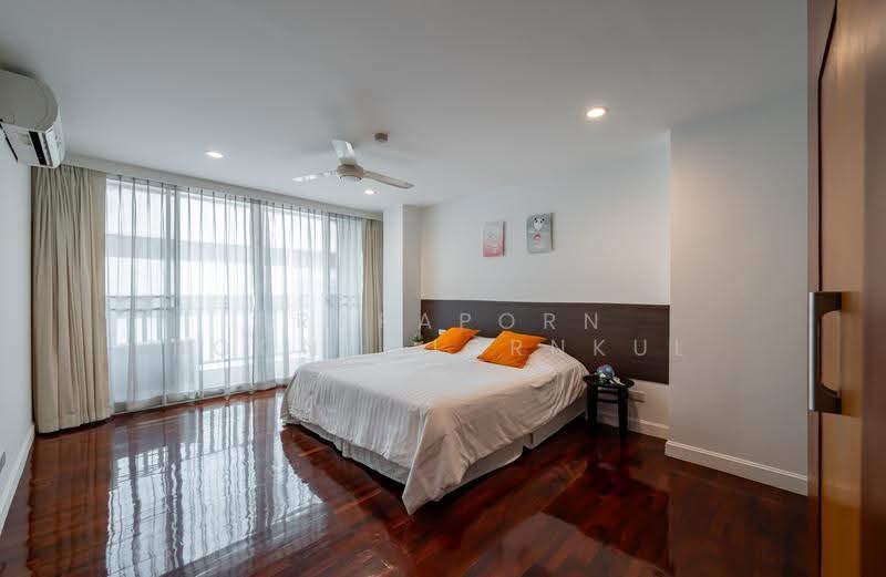 Sathorn Gallery Residences, Bangkok, 70 Pan Road, Silom, Bang Rak, Bangkok, 3 Bedrooms, 230 sqm, Condo For Rent, by Prapaporn Boonkajonkul, 500579013 - DDproperty.com