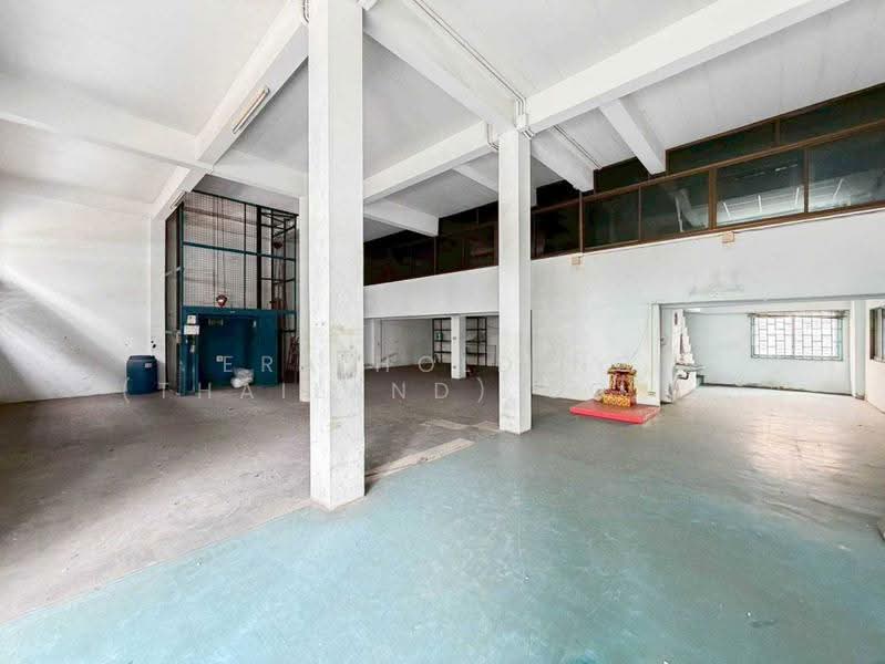 4 คูหาติด ตึกใหญ่, samut-prakan, Bang Chalong, Bang Plee, Samut Prakan, , 1,000 sqm, Shophouse For Rent, by ERA Holding (Thailand) Co., Ltd., 500579039 - DDproperty.com