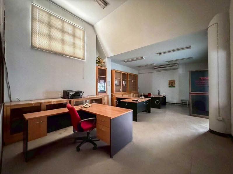 4 คูหาติด ตึกใหญ่, samut-prakan, Bang Chalong, Bang Plee, Samut Prakan, , 1,000 sqm, Shophouse For Rent, by ERA Holding (Thailand) Co., Ltd., 500579039 - DDproperty.com