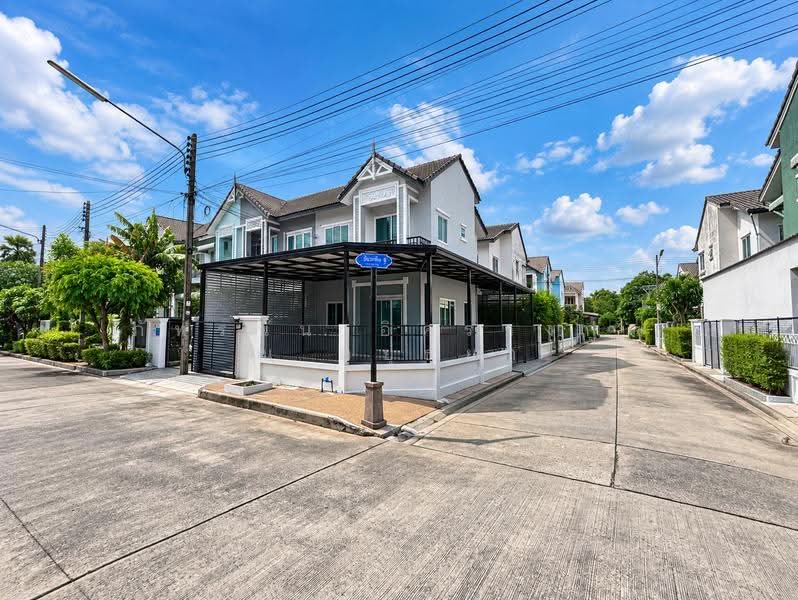 Baan Fah Piyarom Ruean Phana, Pathum Thani, Bung Kham Proi, Lam Luk Ka, Pathum Thani, 4 Bedrooms, 156 sqm, Townhouse For Sale, by ภัทรนัน อิศรางกูร ณ อยุธยา, 500579049 - DDproperty.com