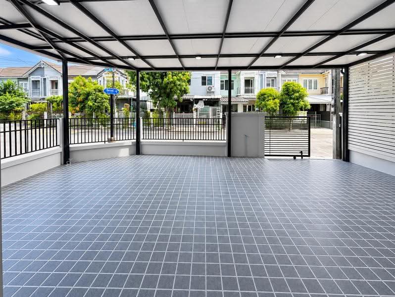 Baan Fah Piyarom Ruean Phana, Pathum Thani, Bung Kham Proi, Lam Luk Ka, Pathum Thani, 4 Bedrooms, 156 sqm, Townhouse For Sale, by ภัทรนัน อิศรางกูร ณ อยุธยา, 500579049 - DDproperty.com