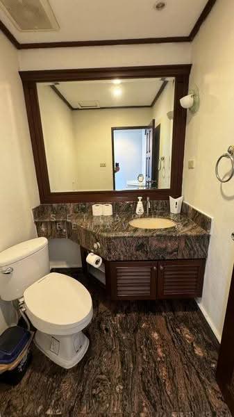 Richmond Palace, Bangkok, Soi Sukhumvit 43 Sukhumvit Road, Khlong Tan Nua, Watthana, Bangkok, 3 Bedrooms, 164 sqm, Condo For Rent, by Settawut Leenavong, 500579069 - DDproperty.com