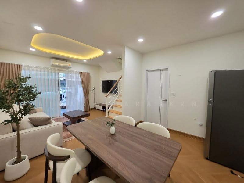 Villette Lite Pattanakarn, Bangkok, Soi Phatthanakan 38, Phatthanakan Road, Suan Luang, Bangkok, 3 Bedrooms, 70 sqm, Townhouse For Rent, by Airada Parasarn, 500579074 - DDproperty.com