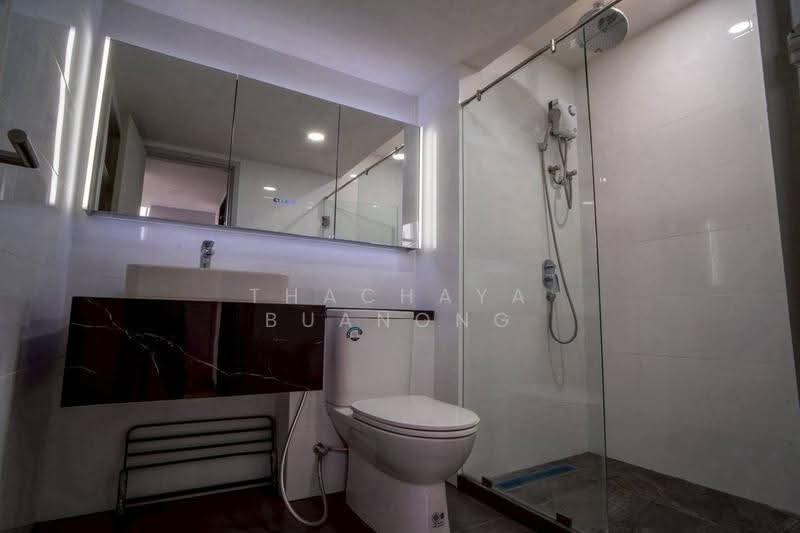 Knightsbridge Space Ratchayothin, Bangkok, Phaholyothin Road, Chatuchak, Bangkok, 2 Bedrooms, 45 sqm, Condo For Sale, by Thachaya Buanong, 500579089 - DDproperty.com