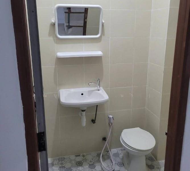 ตึกแถว 3.5 ชั้น รีโนเวทแล้ว ต่อเติมพื้นที่ใช้สอย ถ.พุทธมณฑลสาย 5, สมุทรสาคร, ถ. พุทธมณฑลสาย 5, อ้อมน้อย, กระทุ่มแบน, สมุทรสาคร, 200 ตร.ม., ตึกแถว-อาคารพาณิชย์ ขาย, โดย คุณบุญนำ ( นำ ), 500579101 - DDproperty.com