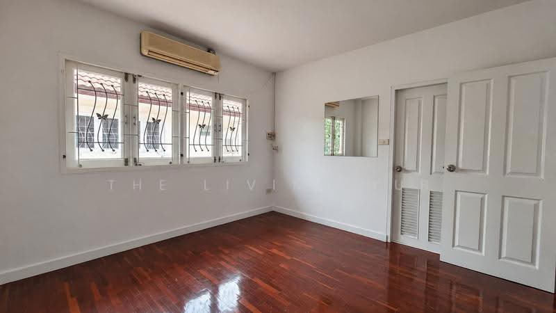 Royal Park Ville Suwinthawong, Bangkok, Suwinthawong Road, Lam Phak Chi, Nong Chok, Bangkok, 3 Bedrooms, 235 sqm, Single Detached House For Sale, by THE LIVING HUB, 500579113 - DDproperty.com