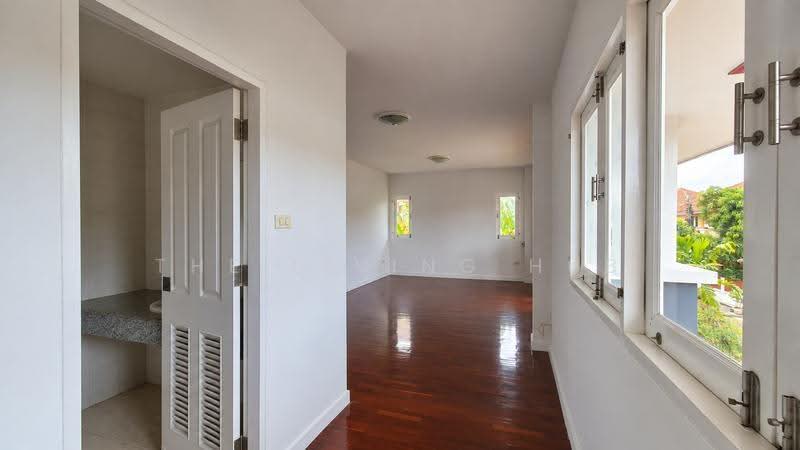 Royal Park Ville Suwinthawong, Bangkok, Suwinthawong Road, Lam Phak Chi, Nong Chok, Bangkok, 3 Bedrooms, 235 sqm, Single Detached House For Sale, by THE LIVING HUB, 500579113 - DDproperty.com