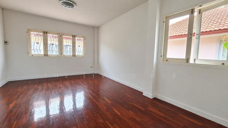 Royal Park Ville Suwinthawong, Bangkok, Suwinthawong Road, Lam Phak Chi, Nong Chok, Bangkok, 3 Bedrooms, 235 sqm, Single Detached House For Sale, by THE LIVING HUB, 500579113 - DDproperty.com