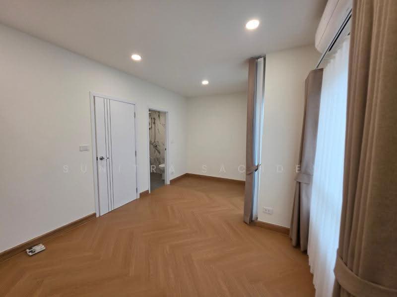 Villette Lite Pattanakarn, Bangkok, Soi Phatthanakan 38, Phatthanakan Road, Suan Luang, Bangkok, 3 Bedrooms, 120 sqm, Townhouse For Rent, by Sunitra Sachdev, 500579243 - DDproperty.com