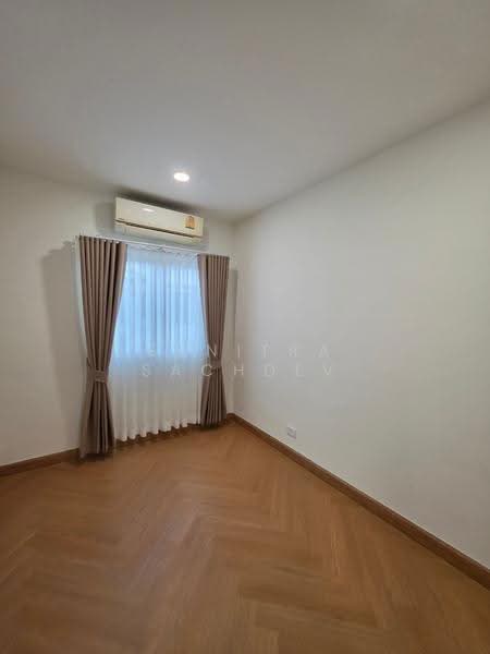 Villette Lite Pattanakarn, Bangkok, Soi Phatthanakan 38, Phatthanakan Road, Suan Luang, Bangkok, 3 Bedrooms, 120 sqm, Townhouse For Rent, by Sunitra Sachdev, 500579243 - DDproperty.com