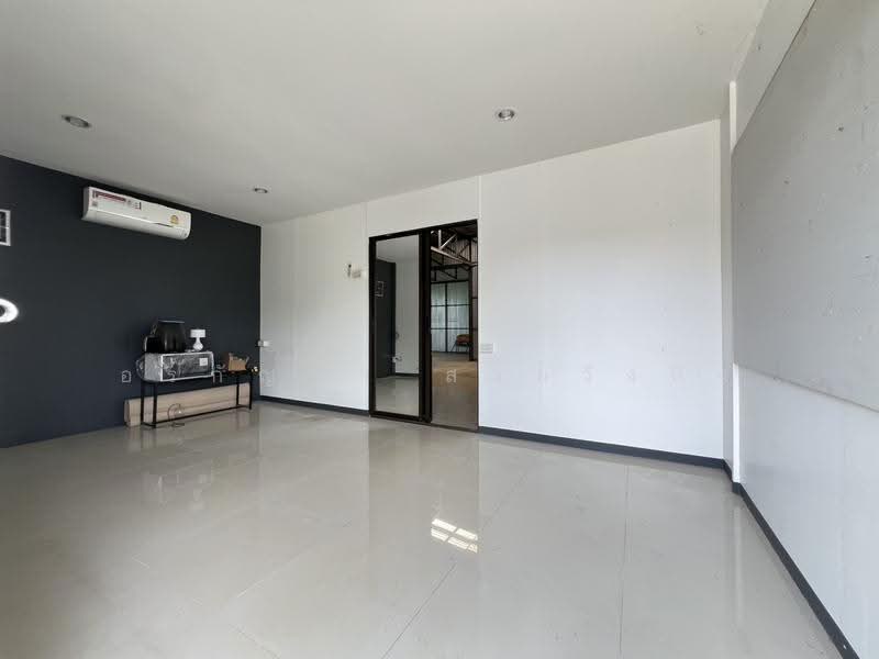 For Rent: Warehouse in San Sai – Spacious Area, Convenient Location (ID:056BR), chiang-mai, San Sai Luang, San Sai, Chiang Mai, , 700 sqm, Warehouse/Factory For Rent, by อรกัญญา สายวังกิจ, 500579269 - DDproperty.com