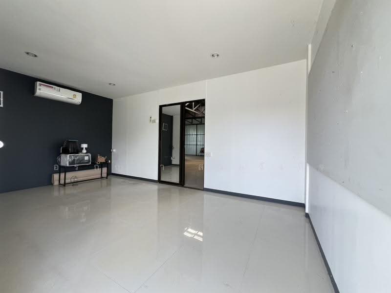 For Rent: Warehouse in San Sai – Spacious Area, Convenient Location (ID:056BR), chiang-mai, San Sai Luang, San Sai, Chiang Mai, , 700 sqm, Warehouse/Factory For Rent, by อรกัญญา สายวังกิจ, 500579269 - DDproperty.com