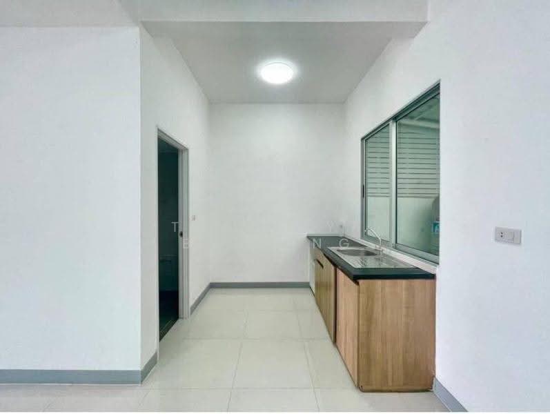 3-BR Townhouse, Bangkok, Bang Bon, Bang Bon, Bangkok, 3 Bedrooms, 131 sqm, Townhouse For Sale, by Thachaya Buanong, 500579305 - DDproperty.com