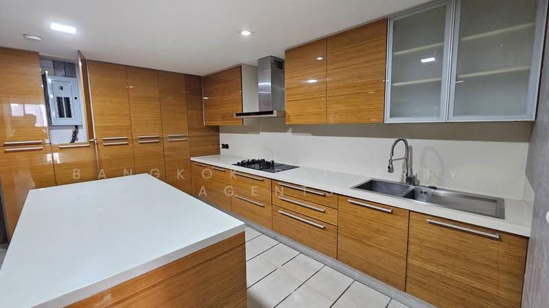 Kallista Mansion, Bangkok, 64 Soi Sukhumvit 11, Khlongtoei Nua, Watthana, Bangkok, 3 Bedrooms, 315 sqm, Condo For Rent, by BANGKOK PROPERTY AGENTS, 500579307 - DDproperty.com