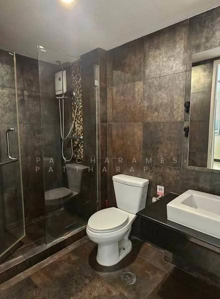 Voque Sukhumvit 16, Bangkok, Soi Sukhumvit 16, Khlong Toei, Bangkok, 1 Bedroom, 50 sqm, Condo For Rent, by Patcharames Pattharapornviboon, 500579308 - DDproperty.com
