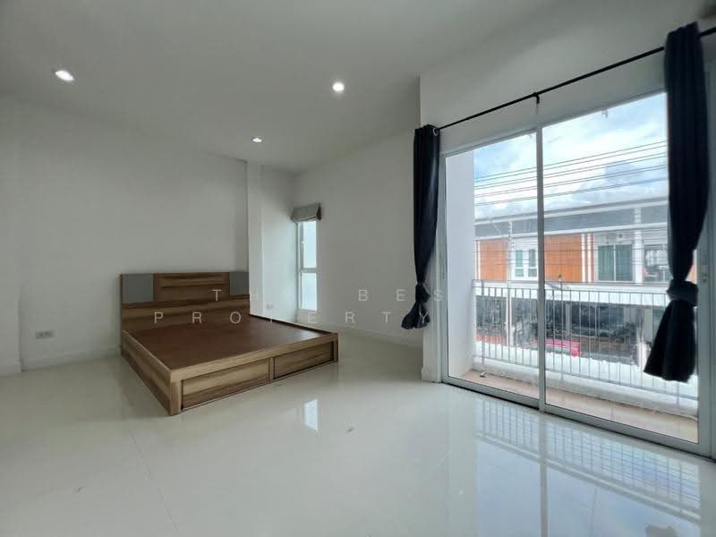 วีวัลเลย์ บ้านสวนซอย11-หนองข้างคอก, Chon Buri (Pattaya), Nong Ri, Muang Chon Buri, Chon Buri (Pattaya), 4 Bedrooms, 100 sqm, Townhouse For Sale, by The Best Property ปิ่น, 500579318 - DDproperty.com