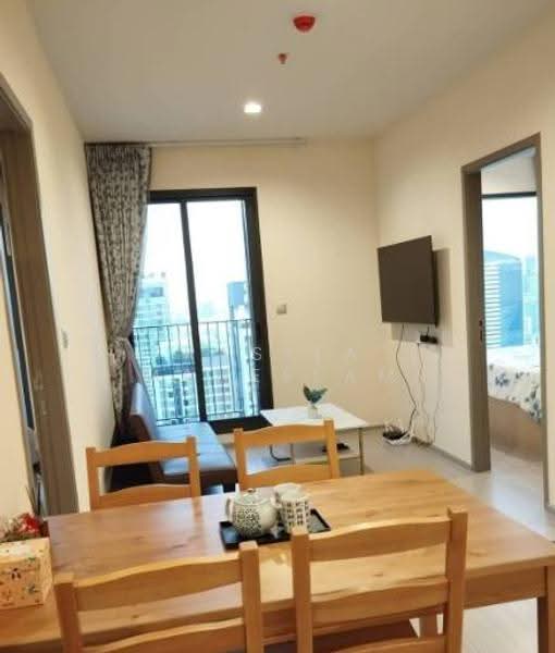 Life Asoke Hype, Bangkok, 339 Chaturathit Rd, Makkasan, Ratchathewi, Bangkok, 2 Bedrooms, 49 sqm, Condo For Rent, by Rasita Maneelam, 500579334 - DDproperty.com