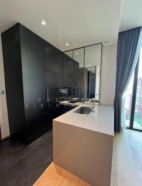 28 Chidlom, Bangkok, 28 Chit Lom Alley, Lumphini, Pathum Wan, Bangkok, 2 Bedrooms, 77 sqm, Condo For Rent, by Ratsarin Sirinipaspong, 500579364 - DDproperty.com