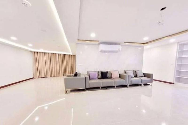 President Park Sukhumvit 24, bangkok, 99 Sukhumvit 24 Alley, Khlongtoei Nua, Watthana, Bangkok, 3 Bedrooms, 220 sqm, Condo For Sale, by Thachaya Buanong, 500579375 - DDproperty.com