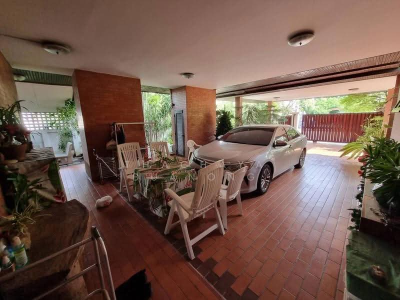undefined, Bangkok, Thawi Watthana, Bangkok, 4 Bedrooms, 340 sqm, Single Detached House For Sale, by Thachaya Buanong, 500579447 - DDproperty.com