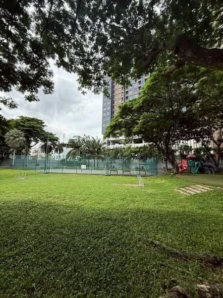 Vista Garden, Bangkok, 53 Saeng Thip Alley, Phra Kanong Nua, Watthana, Bangkok, 1 Bedroom, 50 sqm, Condo For Rent, by Patcharames Pattharapornviboon, 500579464 - DDproperty.com