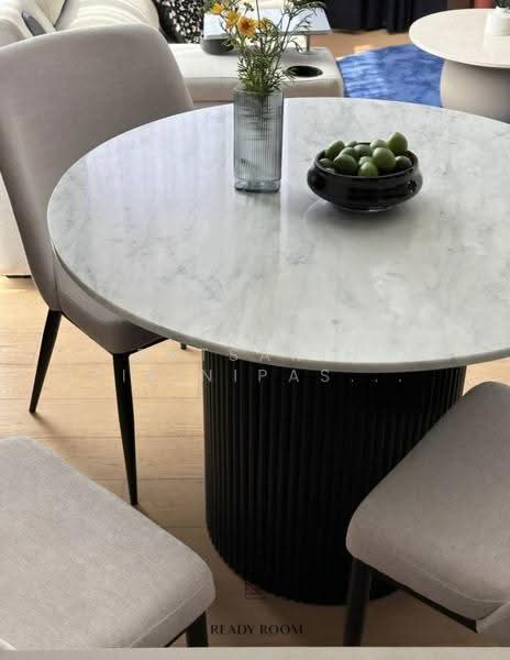 28 Chidlom, Bangkok, 28 Chit Lom Alley, Lumphini, Pathum Wan, Bangkok, 2 Bedrooms, 77 sqm, Condo For Rent, by Ratsarin Sirinipaspong, 500579466 - DDproperty.com