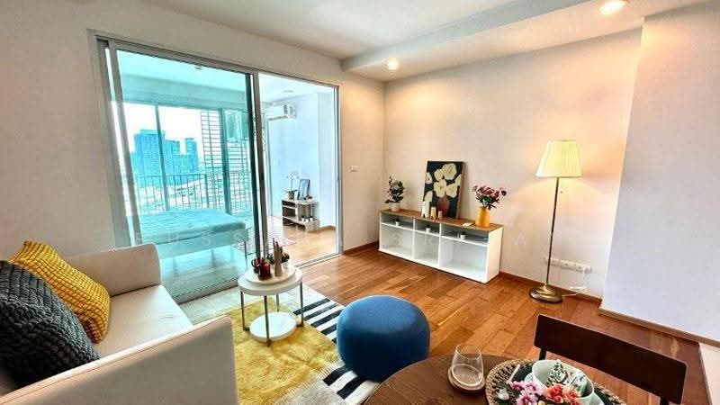 Abstracts Phahonyothin Park, Bangkok, 1076 Phahonyothin Road, Jom Phon, Chatuchak, Bangkok, 1 Bedroom, 38 sqm, Condo For Sale, by Bussara Sri-At, 500579517 - DDproperty.com