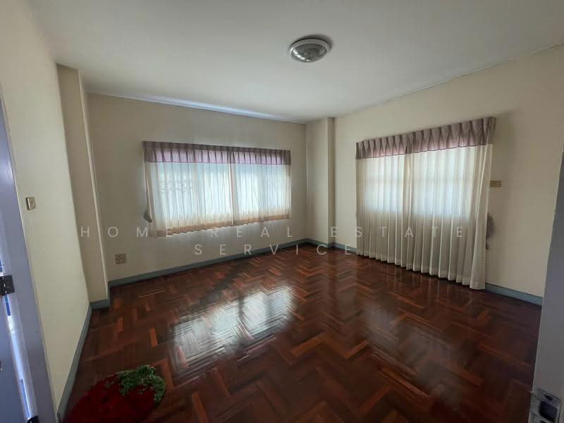 บ้านเดี่ยวซอยร่มเกล้า 32, กรุงเทพ, คลองสามประเวศ, ลาดกระบัง, กรุงเทพ, 450 ตร.ม., บ้านเดี่ยว ขาย, โดย HOME Real Estate Service, 500579527 - DDproperty.com