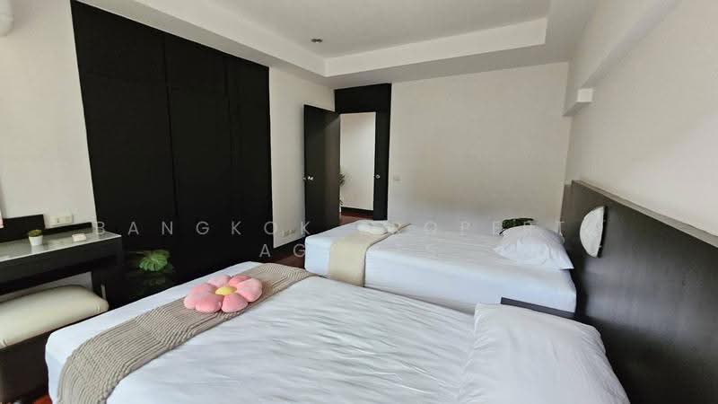 Charktip Court, Bangkok, 62 Soi Sukhumvit 51, Khlongtoei Nua, Watthana, Bangkok, 3 Bedrooms, 200 sqm, Condo For Rent, by BANGKOK PROPERTY AGENTS, 500579551 - DDproperty.com
